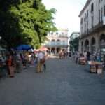 H Plaza de Armas με την υπαίθρια αγορά βιβλίων